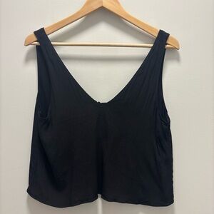 Wilfred Free Aritzia Black crop tank with open tie back